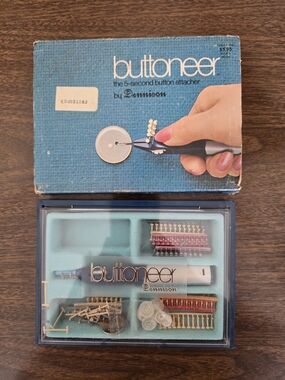 Vintage Dennison Buttoneer Button Attacher Kit in Teal Packaging
